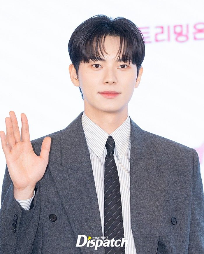 盤點6位2025最火的20代韓劇男演員！秋英宇、李濬榮憑演技上榜，李彩玟《暴君的廚師》收視爆棚！-7