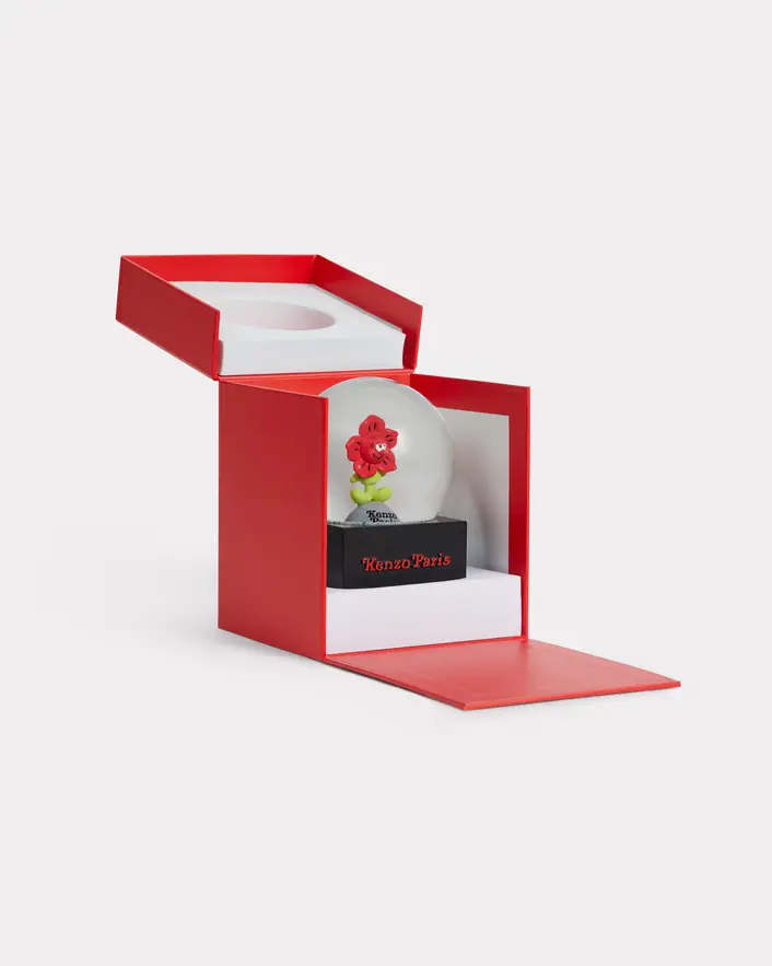 潮流人士發瘋！KENZO攜手VERDY推新聯名「聖誕老虎帽T」虎視眈眈要搶！-8