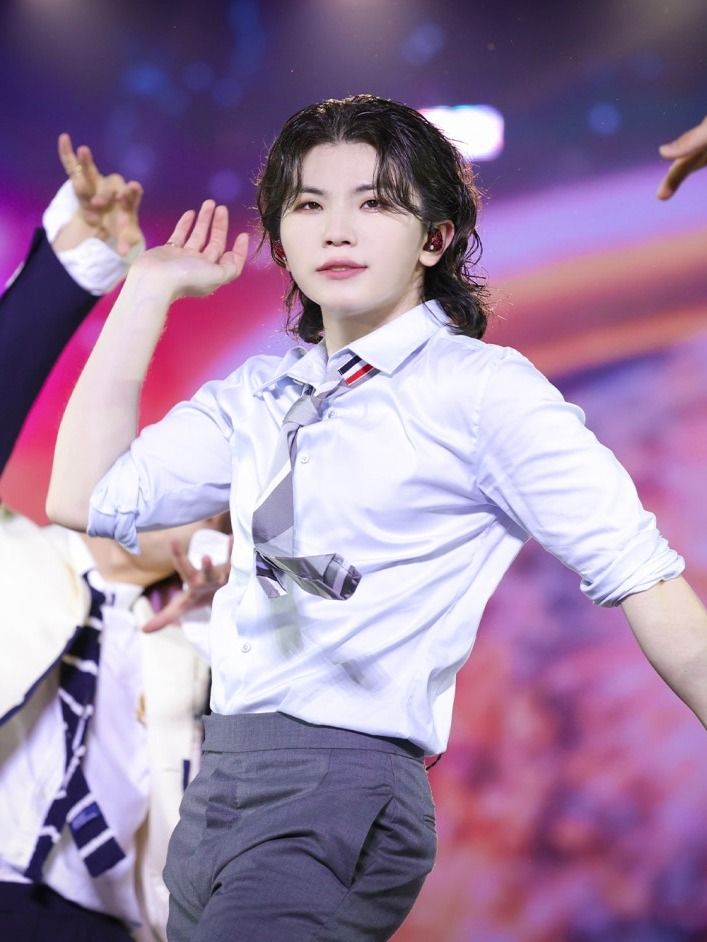 8位身高不到170公分的小個子韓國男偶像！「小巨人」WOOZI、HAN有魅力到讓人忘了身高！-15