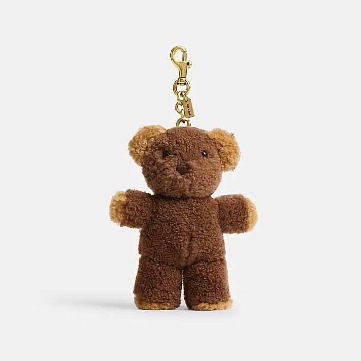 誰都逃不過掛飾風潮！愛豆們也都愛上「包包吊飾」！SKZ昇玟、舒華同款找到了！-7