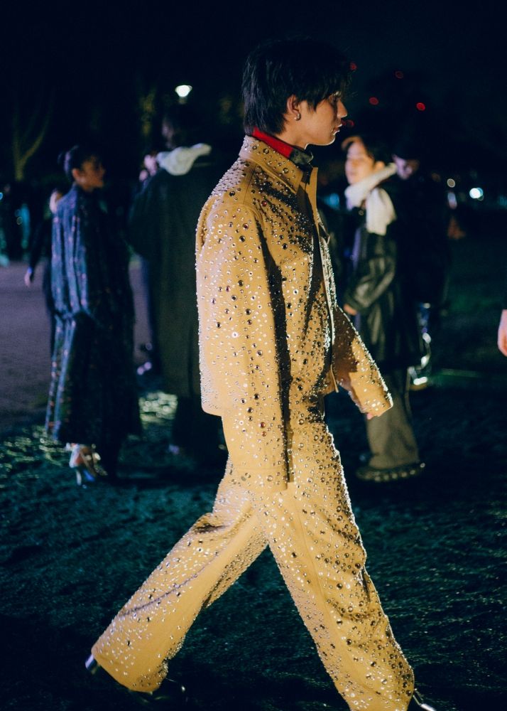 Burberry 2024冬季大秀前排亮點！「不老女神」全智賢驚人美貌、泰星Bright自拍太可愛！-14