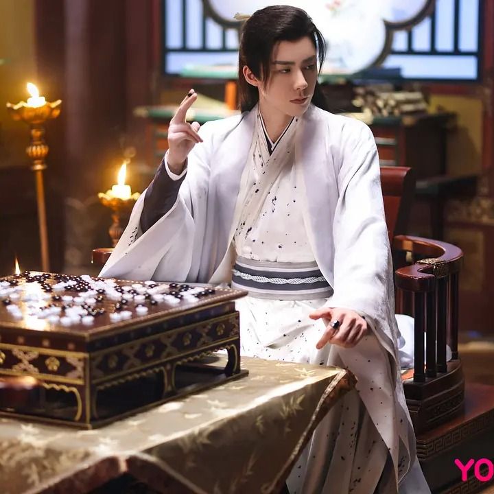 2023陸劇90後男星網路搜尋量排行TOP9！楊洋輸給檀健次，肖戰僅排第二，冠軍憑演技再次封神！-2