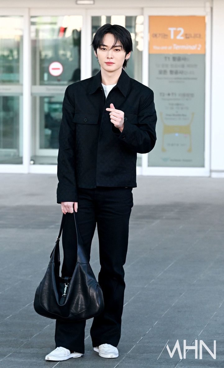 GUCCI家族出任務！SKZ李旻浩根本雕刻美男、韓媒都狂讚！aespa寧寧也被古馳搶走了？！-2