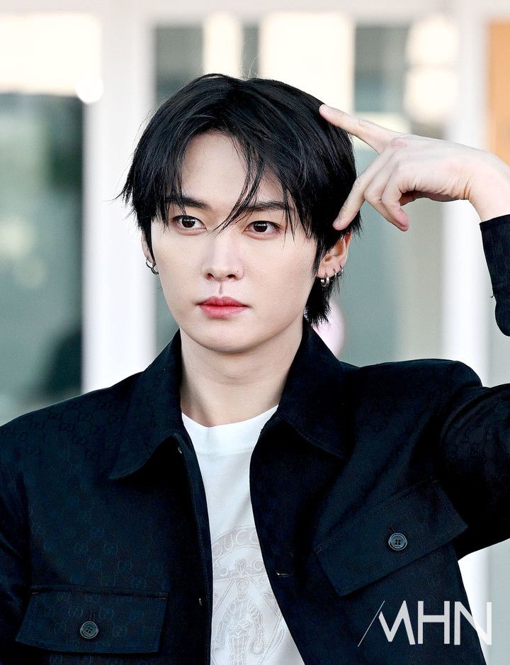 GUCCI家族出任務！SKZ李旻浩根本雕刻美男、韓媒都狂讚！aespa寧寧也被古馳搶走了？！-3