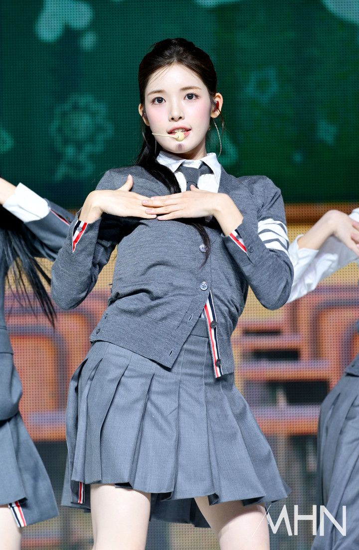 盤點2026年成年KPOP女偶像名單！雅賢、沅禧轉大人氣場超強，李瑞忙內寶寶終於長大！-7