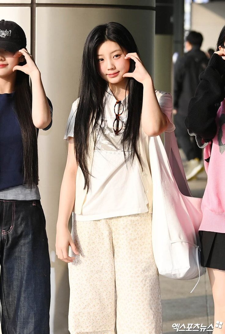 06年出生隱藏門面「神顏女愛豆」盤點！Haerin未成年就美翻、Asa不科學身材超狂！-8