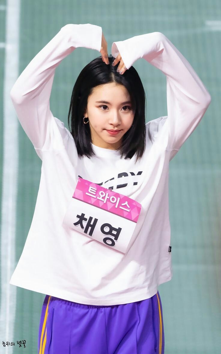 韓網熱議6位最美「酒窩女神」KPOP偶像！薇娟單邊酒窩超甜美，子瑜獲「微笑天使」稱號！-12