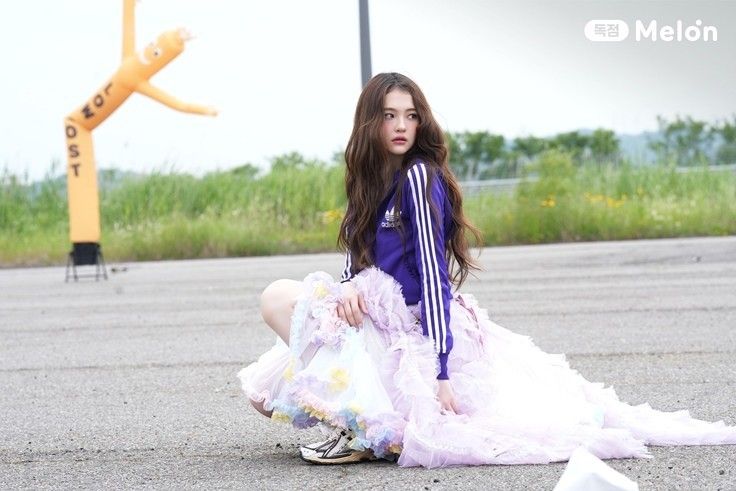 未出道即爆紅！貓系完顏團「MEOVV」妝容分析，高級釣系小貓顏、全員都是顏值擔當！-7