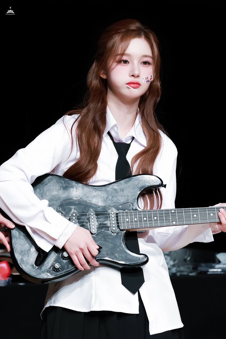 韓網公認6位擁有「漫畫臉」的KPOP女偶像！張員瑛被封「人間富江」，Karina、有娜臉蛋太精緻-6