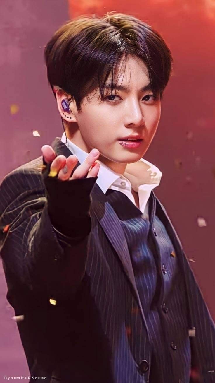 韓網公認6位最強「結尾妖精」KPOP偶像！娜璉笑容太甜美，柾國、張員瑛「天生偶像」超亮眼！-10