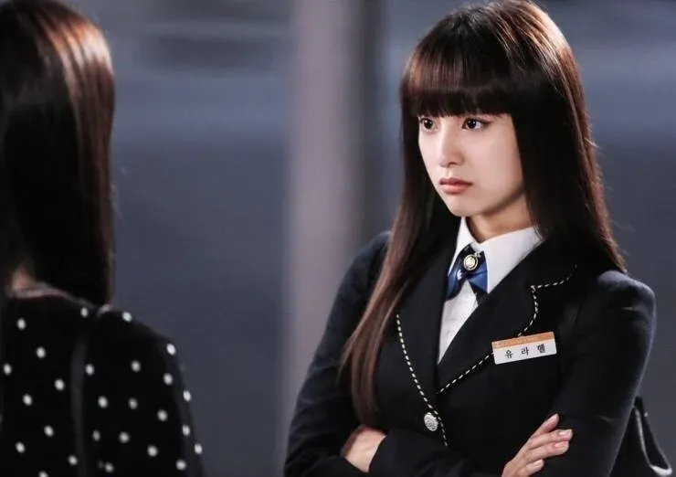 金智媛根本「劇拋髮」！《Doctor X》睽違10年短髮回歸，盤點6款經典韓劇髮型，千金長髮、愛羅瀏海，每款都想跟著剪！-12