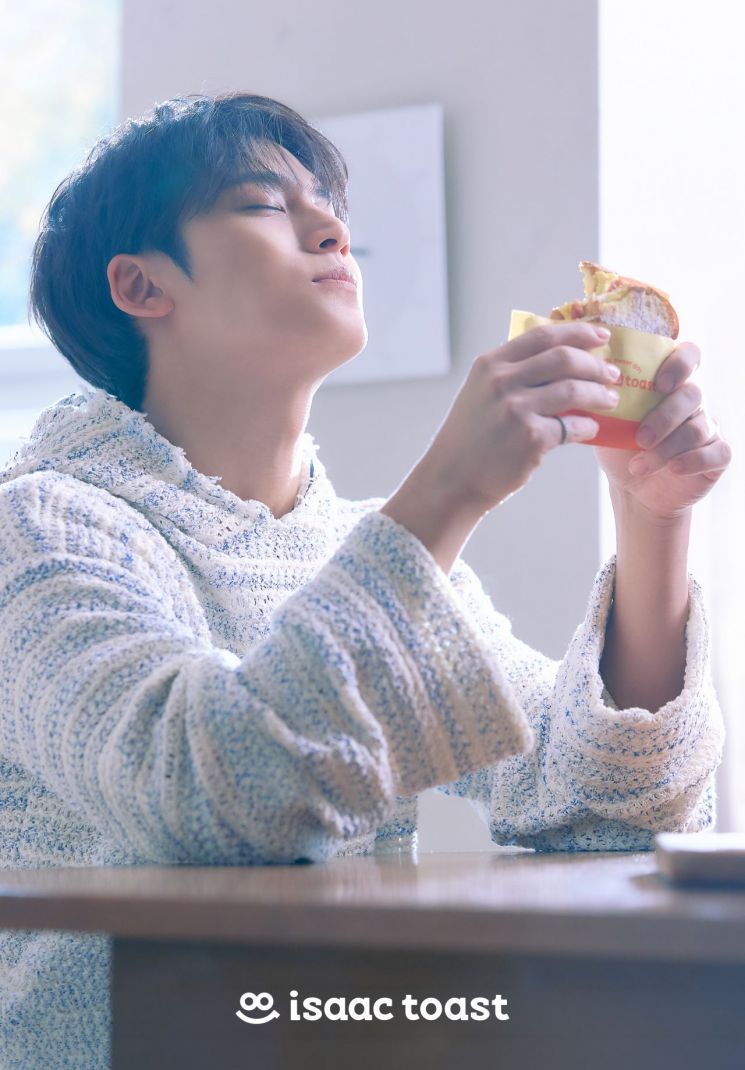 可以嫁了！盤點6位最會煮飯的KPOP男偶像！SVT玟奎一人養全團，Jin、在玹廚藝超強！-4