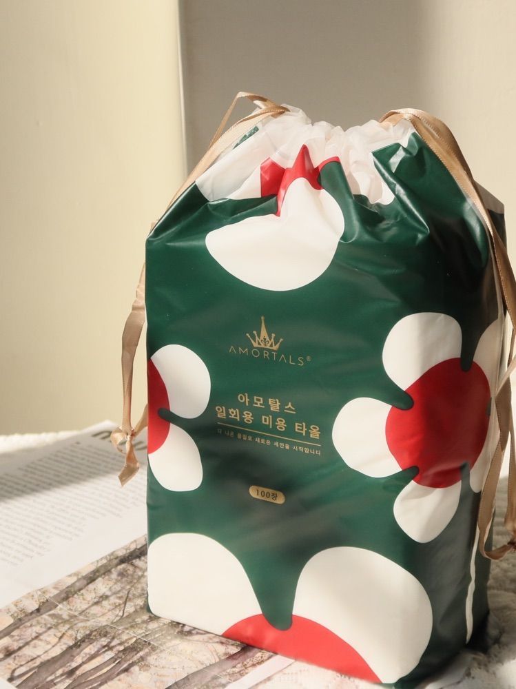 別再用毛巾擦臉！美妝版好評「乾濕兩用」洗臉巾推薦，濕敷、卸妝、洗臉一張搞定，膚質越來越穩定細緻的小秘密！-5