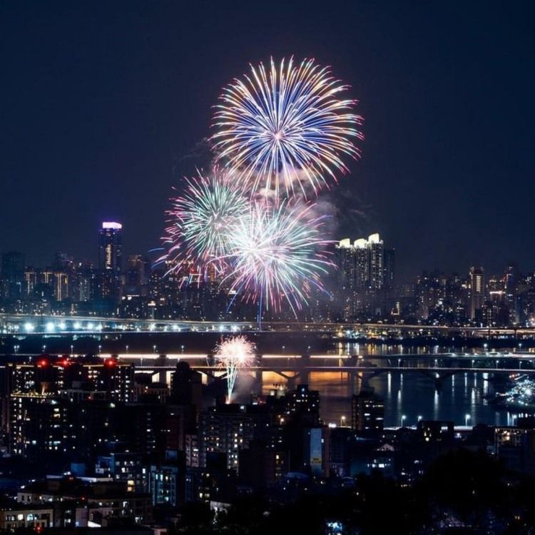 2024大稻埕煙火秀來了！四場煙火秀時間、五個最佳觀賞點一次看！不用人擠人也能拍美照！-4