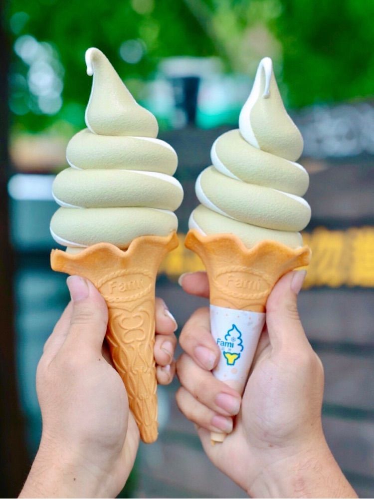 全家霜淇淋5月新口味曝光！清爽烏龍茶+香甜香草雙口味霜淇淋即將登場！-2