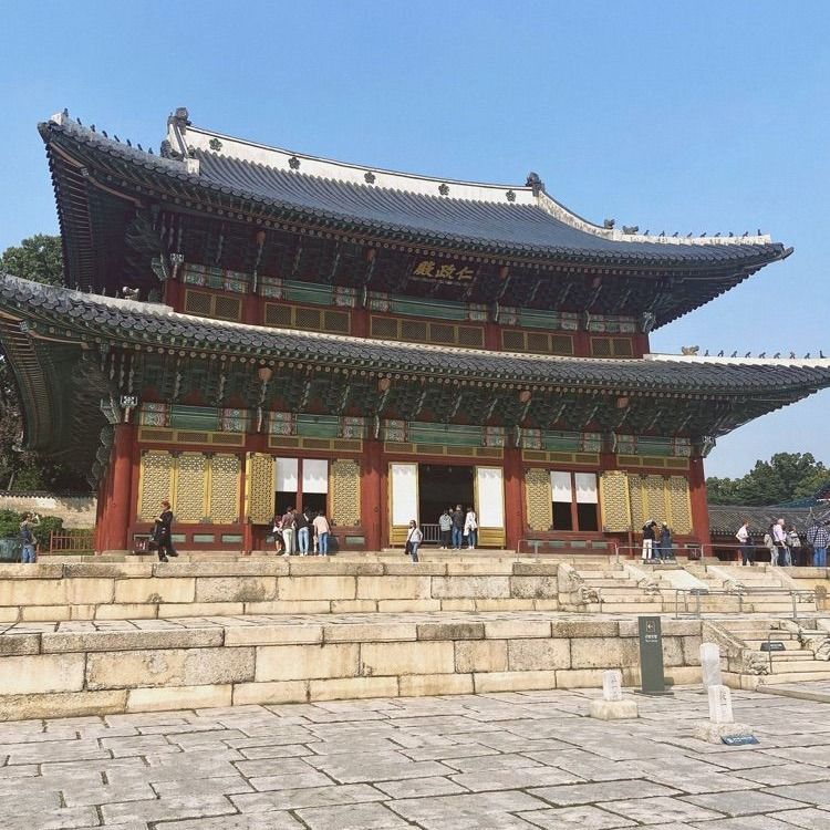 2024韓國首爾旅遊5大景點推薦！跑完美炸星空圖書館、超夯貝果店再穿韓服拍美照！-10
