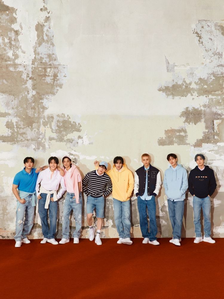 昇玟拿下BURBERRY！Stray Kids超狂代言名單遍地開花！Felix、鉉辰根本精品專門戶！-19