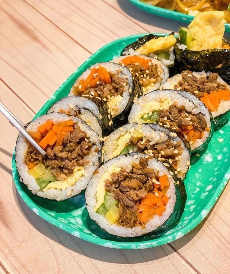 2025台北必吃4間韓式料理推薦！古亭「金家飯捲」網友都狂推、這間銅盤烤肉吃到飽不用500元！-6