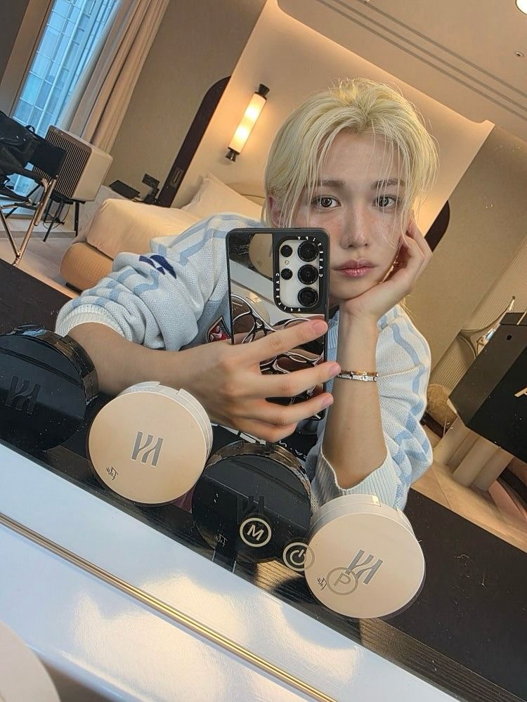 換iPhone 17了嗎？！韓星同款CASETiFY手機殼懶人包！Felix泡泡款、張員瑛美樂蒂款都找到了！-15