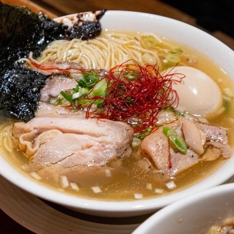 2026台北必吃5間拉麵推薦！一幻拉麵蝦味超濃日妞也愛吃、這間「柑橘蛤蜊鴨白湯拉麵」吃過就回不去！-17