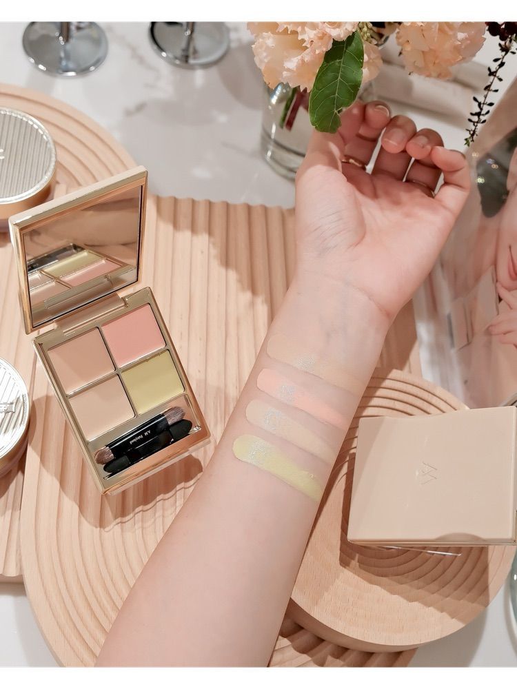 網友大推淚溝遮瑕神器五選！媚比琳、ROSY ROSA、林三益...，從提亮到遮瑕刷一次整理給你！-10