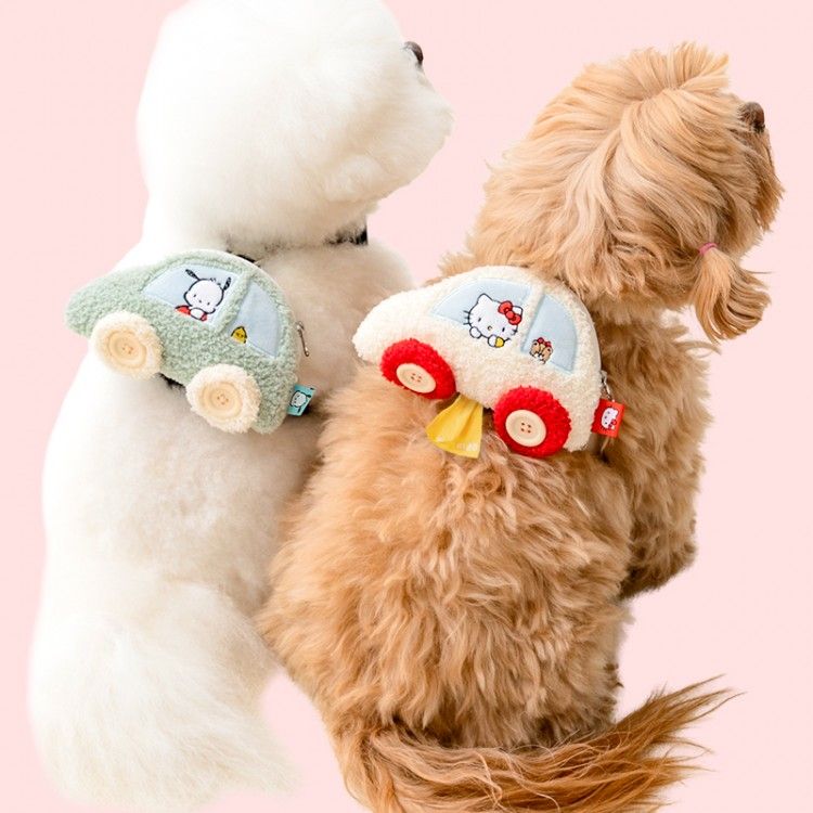 連韓牌都淪陷！三麗鷗聯名「寵物系列」可愛到失控！Kitty背心、帕洽狗車車小背包...還有冰枕收納包！-8