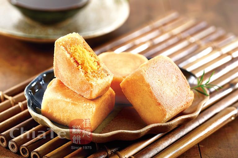 日韓星最愛台灣零食肉搜！木村拓哉、李棟旭都愛「這家」鳳梨酥，小泡芙IU、金惠奫都著迷-9