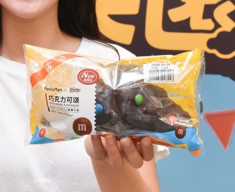 一支不用38元！全家「蘭姆葡萄霜淇淋」酸甜風味超清爽、爆療癒M&M’S巧克力聯名甜點同步開賣！-10