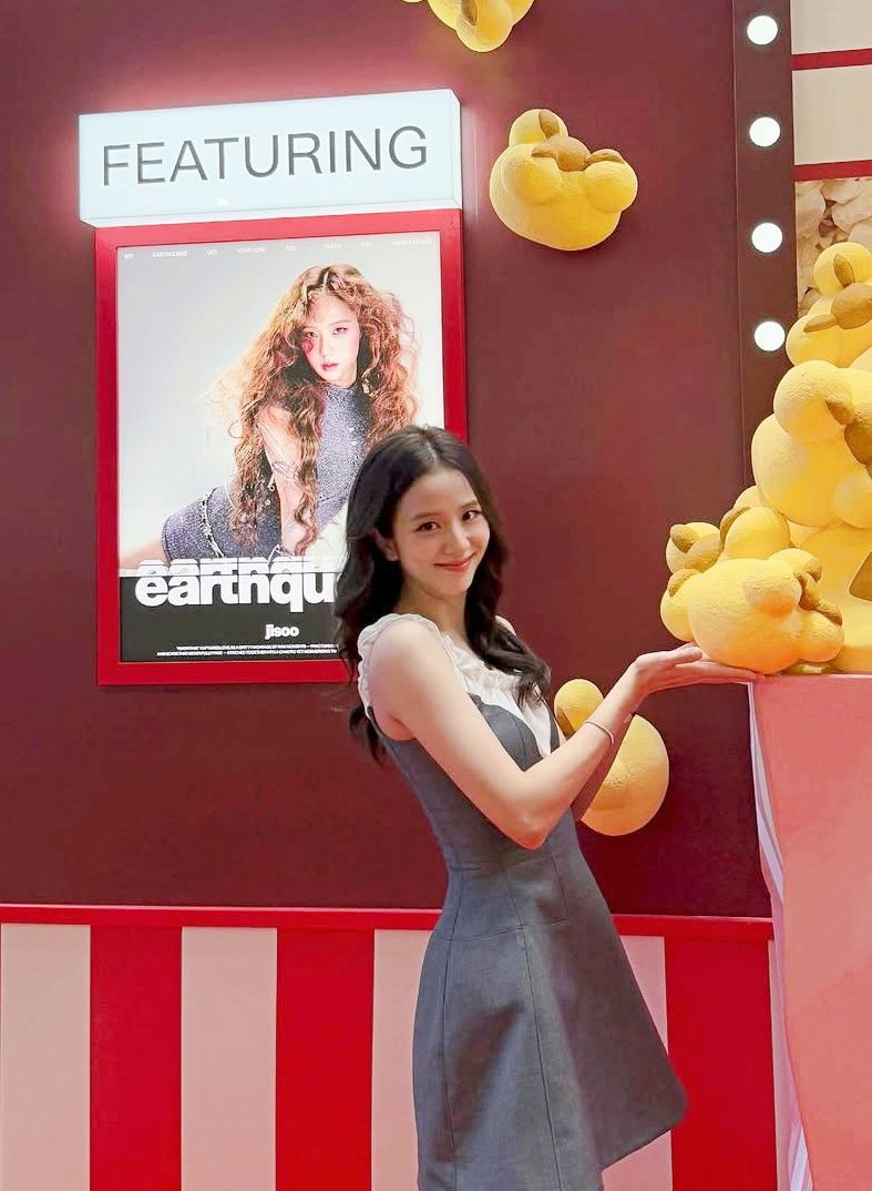 Jisoo AMORTAGE快閃店來台灣了！「限定特典專輯、爆美明信片組」必買周邊價格一次看！-3