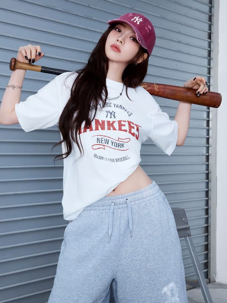 MLB懂大家想看什麼！悄悄曝光Karina最新美照！同款棒球帽慢一步買不到！-6