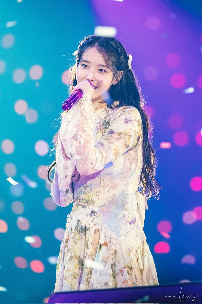 IU睽違4年台灣演唱會門票日期確定！人間仙女「舞台造型」回顧，準備好衝搶票了！-1