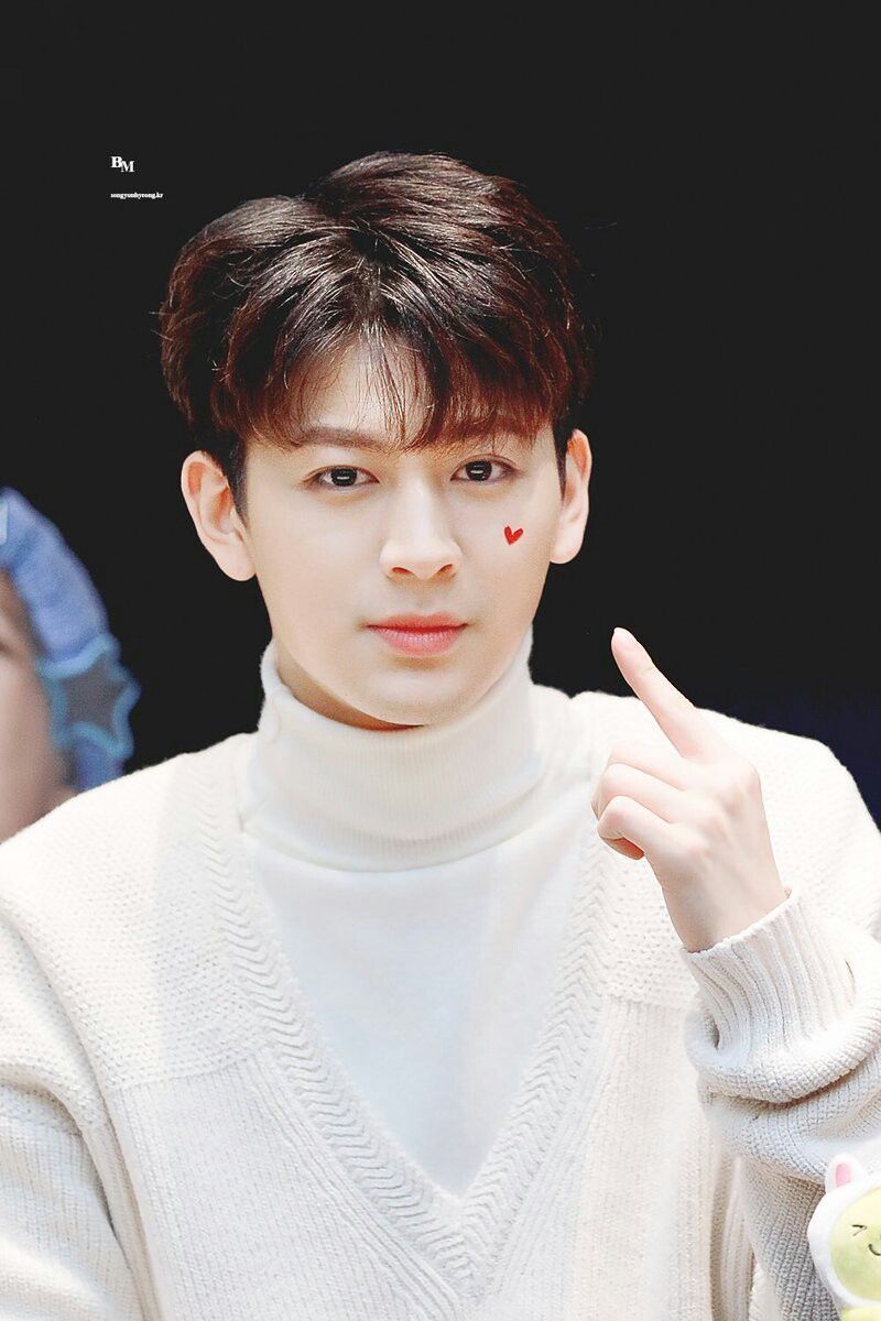盤點YG娛樂各團體「門面擔當」代表！JISOO公認世一美，BABYMONSTER全員高顏值，天然美男是他！-8