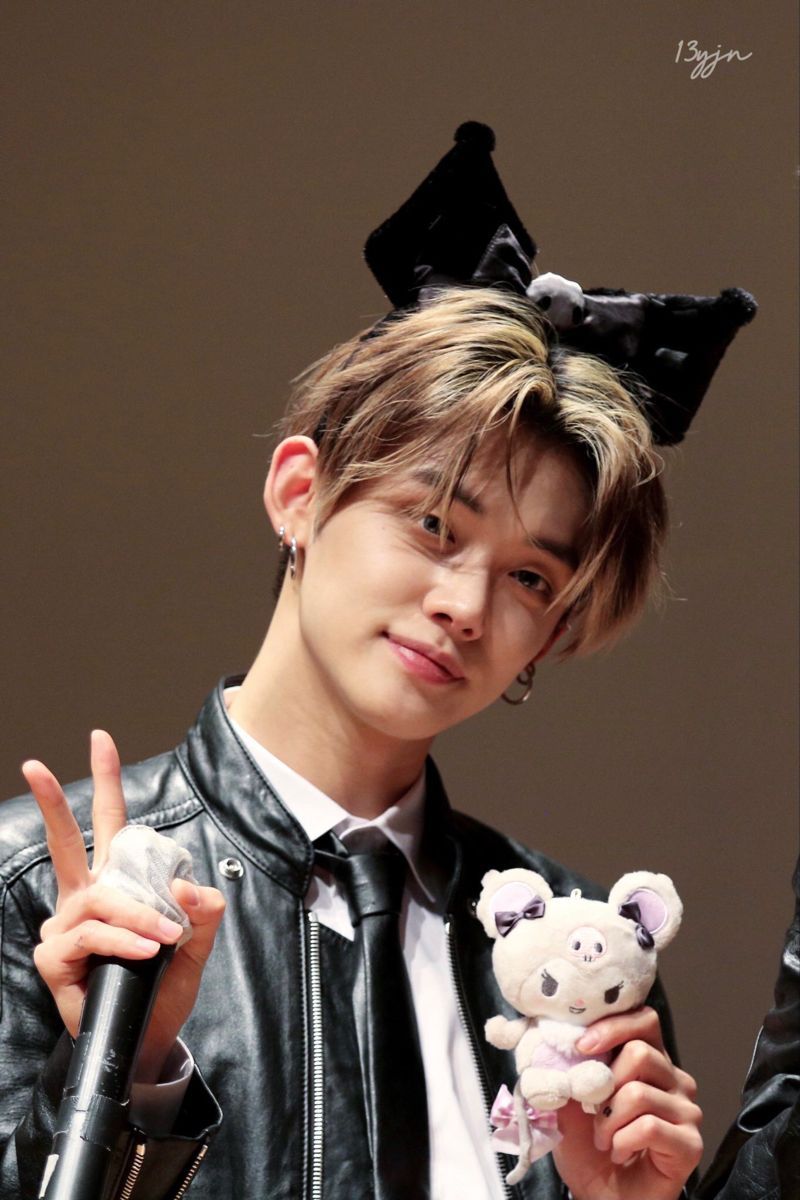 韓網熱議6位適合酷洛米造型韓國偶像！張員瑛化身超萌小惡魔，然竣、珉奎又帥又可愛！-8