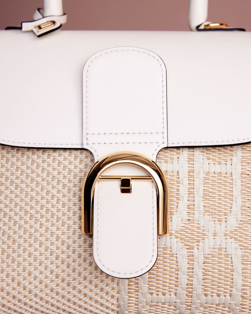 Delvaux手提包在紅什麼？《淚之女王》金智媛最愛、「這款」名媛貴婦人手一顆！-4