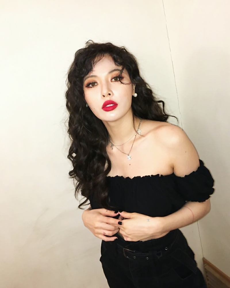 韓網熱議6位最適合「羊毛捲」的女偶像！Danielle混血臉完美駕馭，雨琦、Winter慵懶感十足！-10
