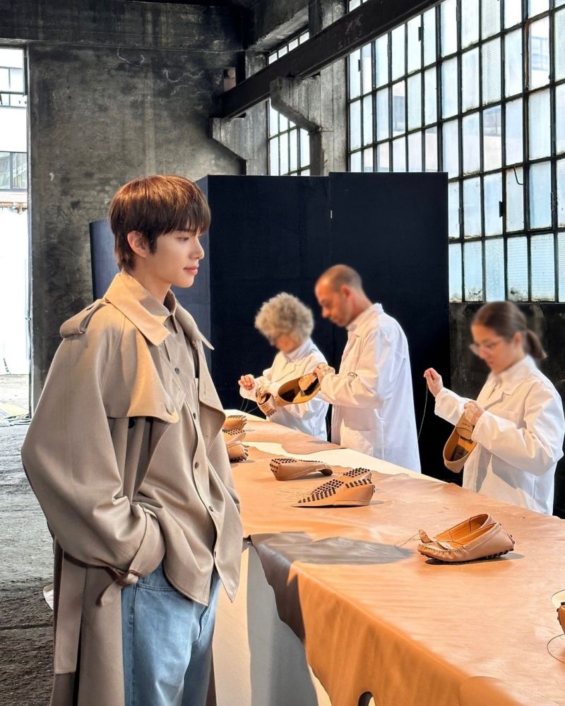 NCT金廷祐TOD’S看秀照曝光「雕刻側顏」王子氣爆棚、老錢風穿搭連外媒都大讚！-2