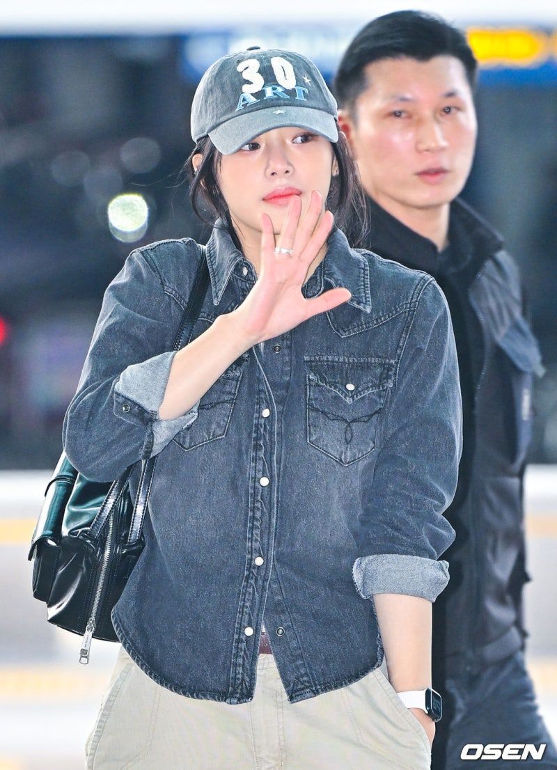 韓網評選7位超適合Y2K造型的KPOP女偶像！Jennie引領潮流，Minnie、張員瑛完美身材輕鬆駕馭！-3