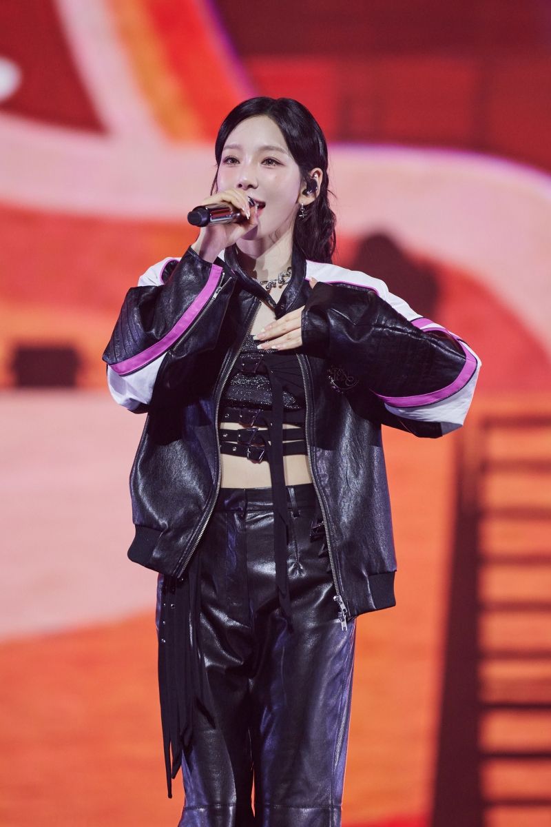 韓網公認7位歌聲具爆發力的女團主唱成員！Sullyoon反差感音色超狂，安俞真、Winter嗓音很有辨識度！-13