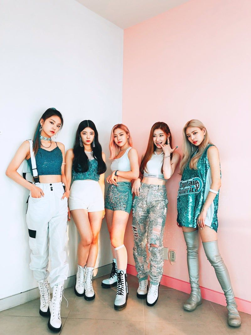 韓網評選6首必聽的KPOP女團夏日舞曲！i-dle舞步超洗腦，aespa越聽越上癮！-10
