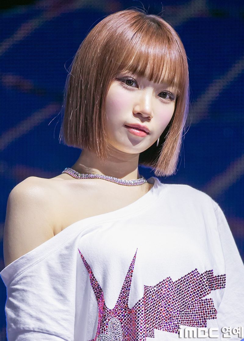網熱議6位存在感超強的新生代女團隊長！Karina、安俞真人氣爆棚，海嫄靠口才獲全網讚爆！-8