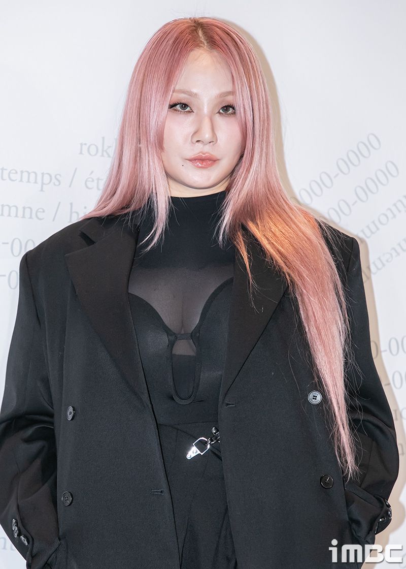 韓網熱議6位實力派KPOP女團隊長！田小娟領導力驚人，安俞真、海嫄被讚天生領袖！-13