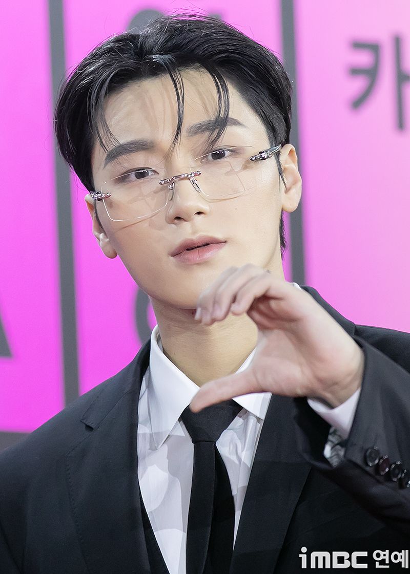 韓網票選最帥「貓咪相」新生代男偶像TOP6！Jun、禎元人氣狂飆，元彬晉升新一代貓系男神！-7