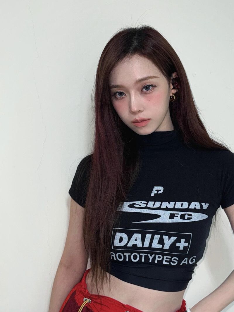 網友熱議6位KPOP女偶像童年照大公開！薇娟、Sullyoon從小美到大，Winter超萌模樣直接圈粉全網！-10