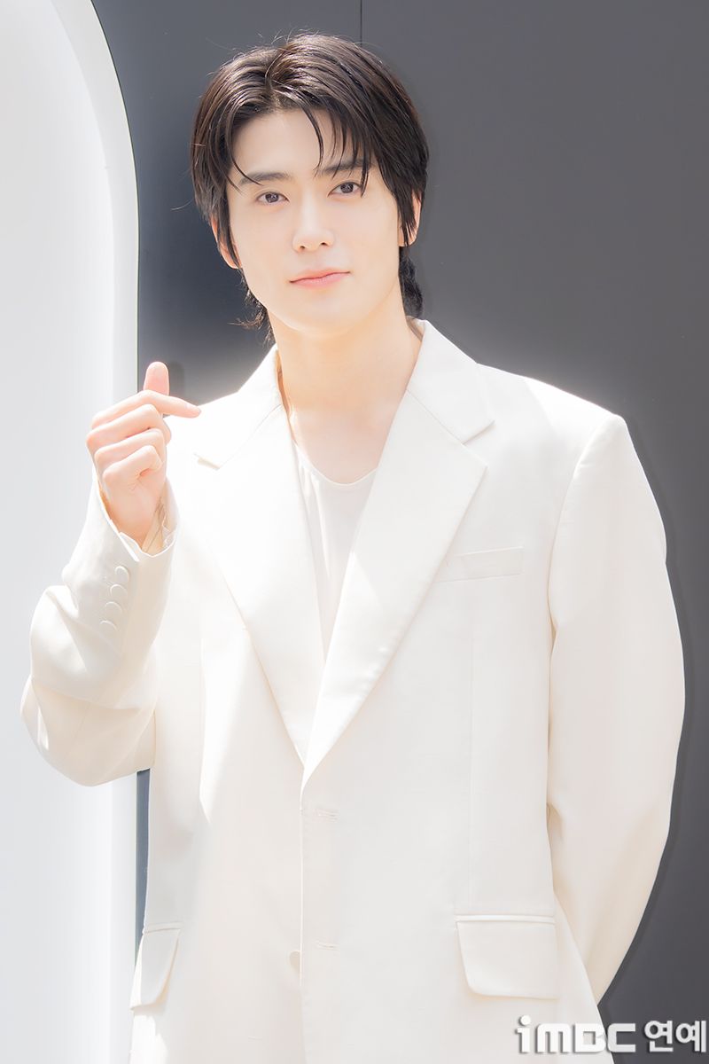 韓網票選父母會喜歡的「FREE PASS」相男偶像！Jin正直青年感十足，秀彬、成燦清爽少年美！-10