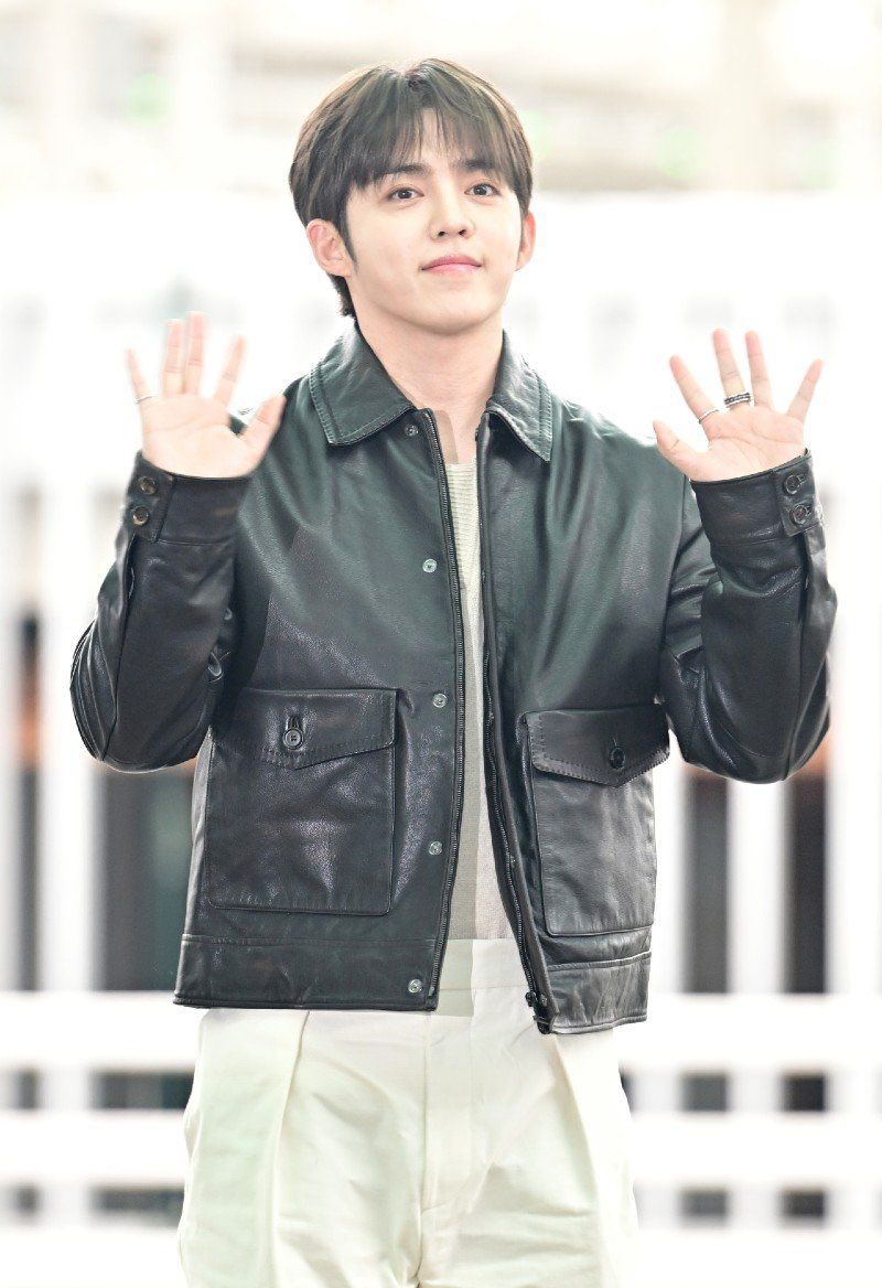 酷酷出差IG狂曬照片報平安！SVT隊長S.COUPS出發BOSS米蘭大秀、克拉們記得鎖定！-2