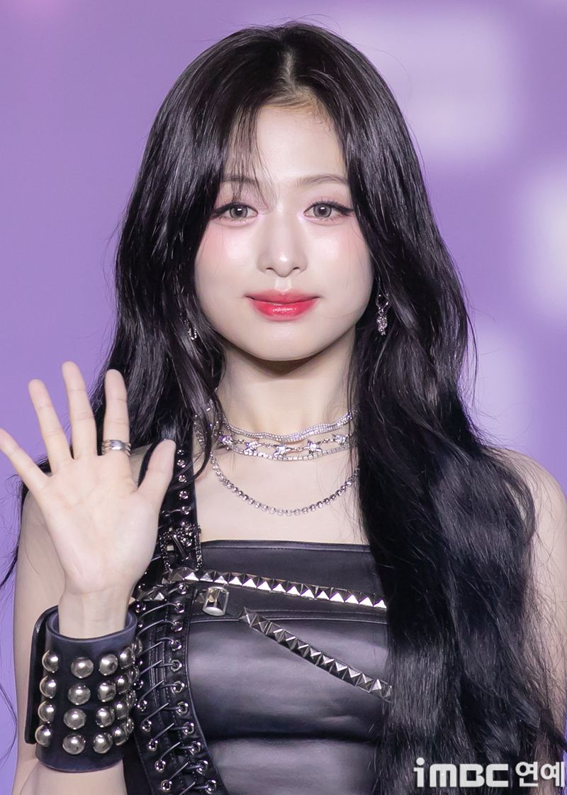 盤點2026年成年KPOP女偶像名單！雅賢、沅禧轉大人氣場超強，李瑞忙內寶寶終於長大！-5