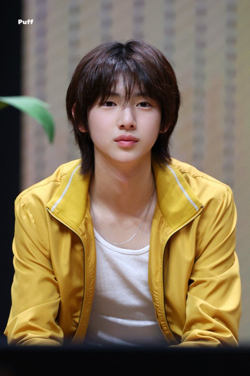 韓網熱搜最有「年下感」KPOP男偶像TOP6！申惟＆主訓清澈眼神太電，Anton大狗狗感成姊粉最愛！-5