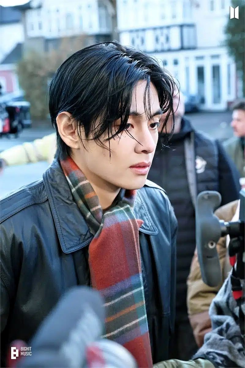 網熱議6位「清冷感神顏」KPOP男偶像！鉉辰「頹廢美」出圈，圓佑、成訓冰山王子感十足！-13