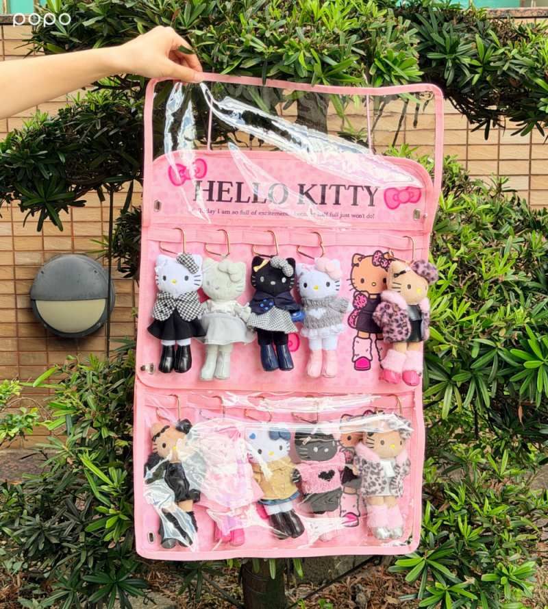辣妹長腿Hello Kitty在7-11！超可愛「粉色豹紋外套Kitty吊飾、立體凱蒂貓馬克杯」全都要買！-5