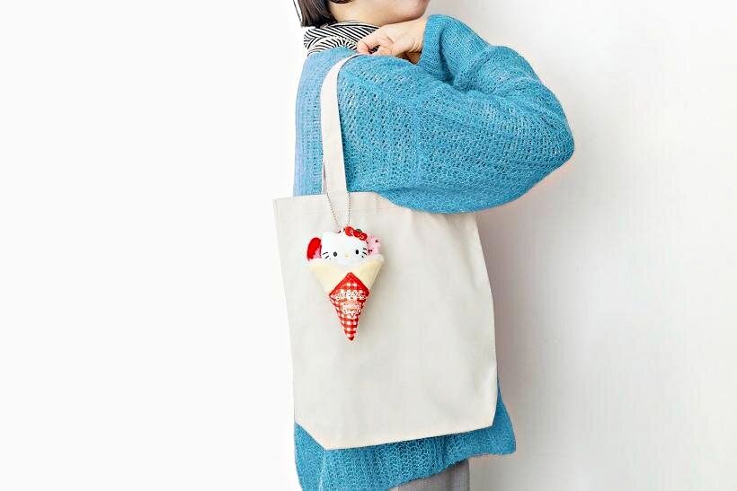 誰把凱蒂貓包進可麗餅了！日妞狂討論「Hello Kitty巧克力可麗餅吊飾」可愛發瘋、這天開賣！-5